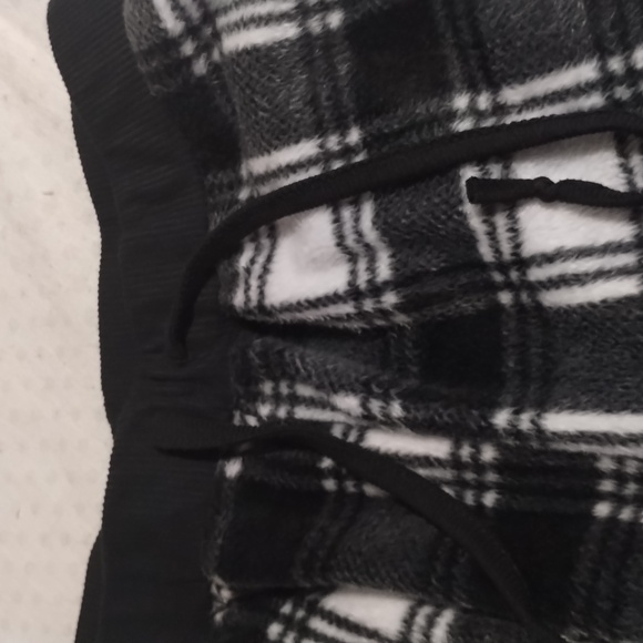 Black and white fuzzy jammies pants - Picture 5 of 6